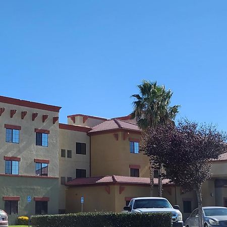 Best Western Hesperia-Victorville Suites Buitenkant foto